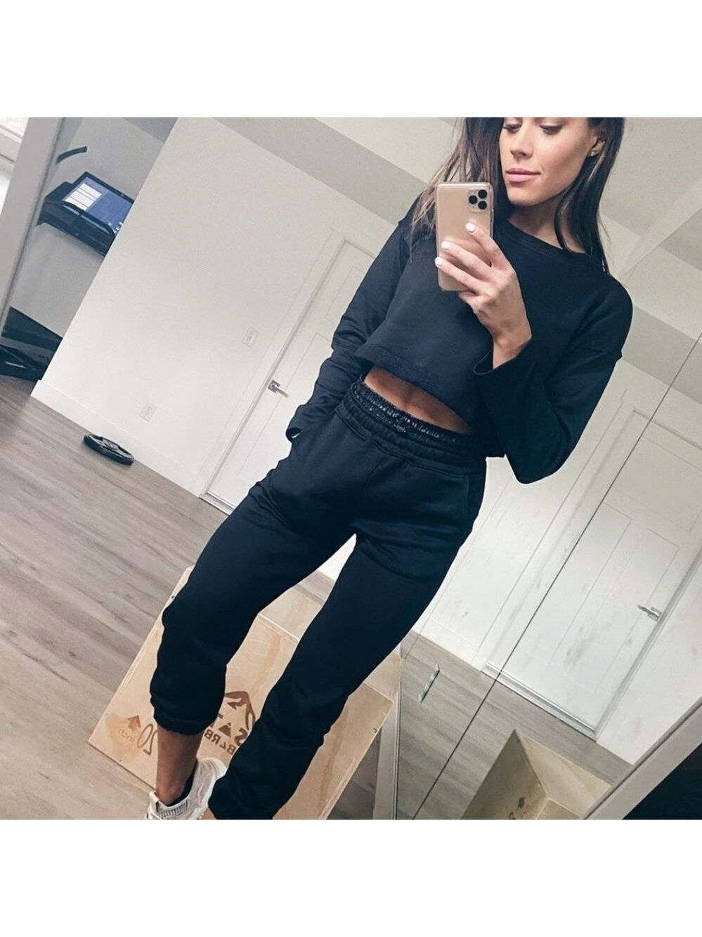 KORAL VALOR Valo Crop Sweater